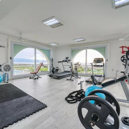 Apartment Aphrodite Beachfront Ghaziveran