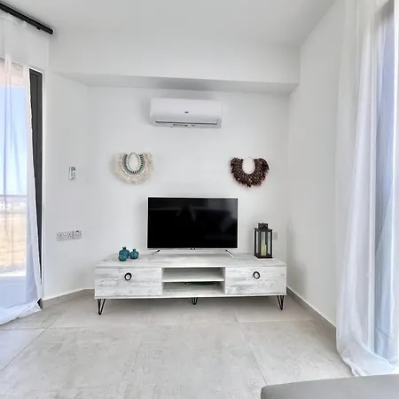 Apartment Aphrodite Beachfront Ghaziveran